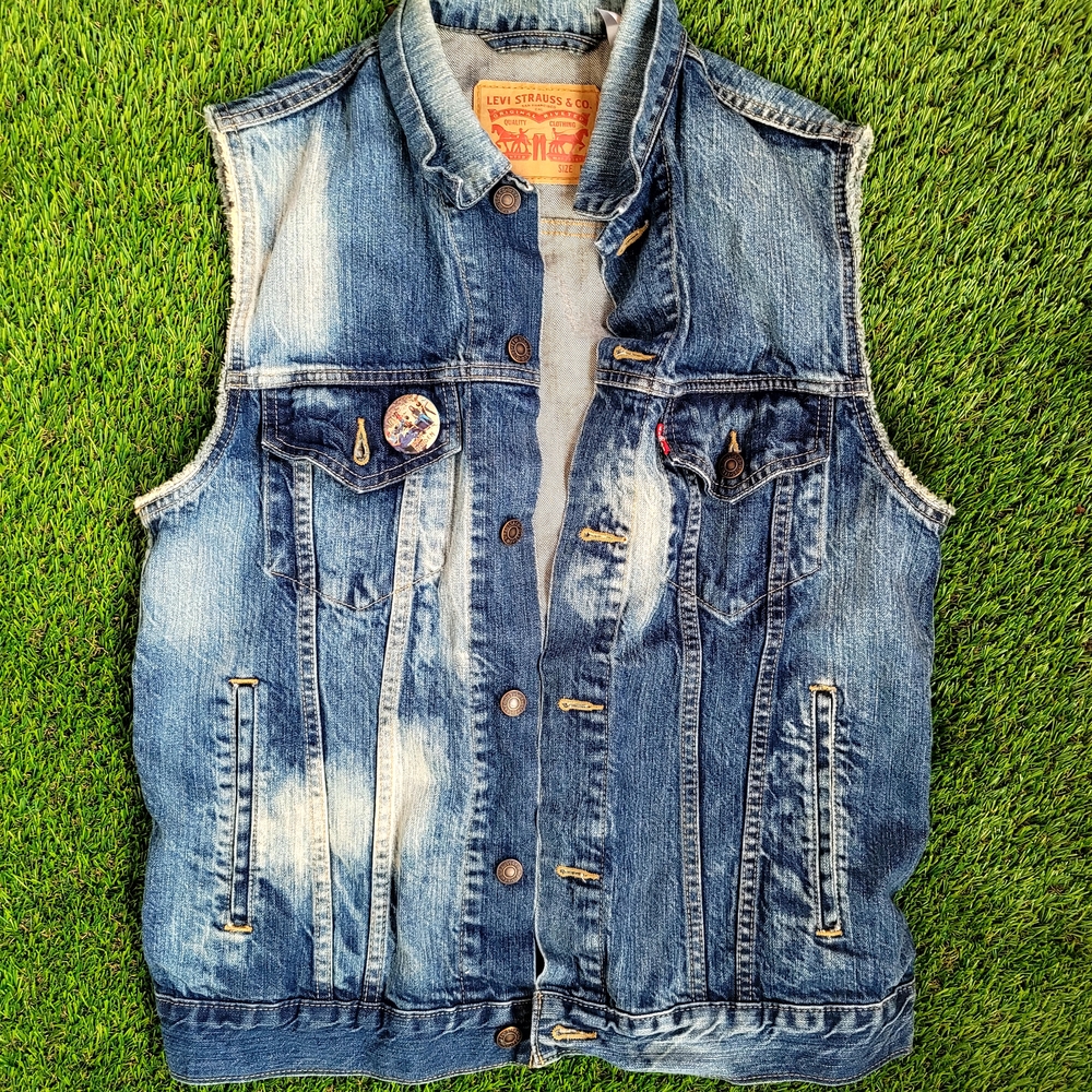 Levi's Distressed Blue Denim Vest